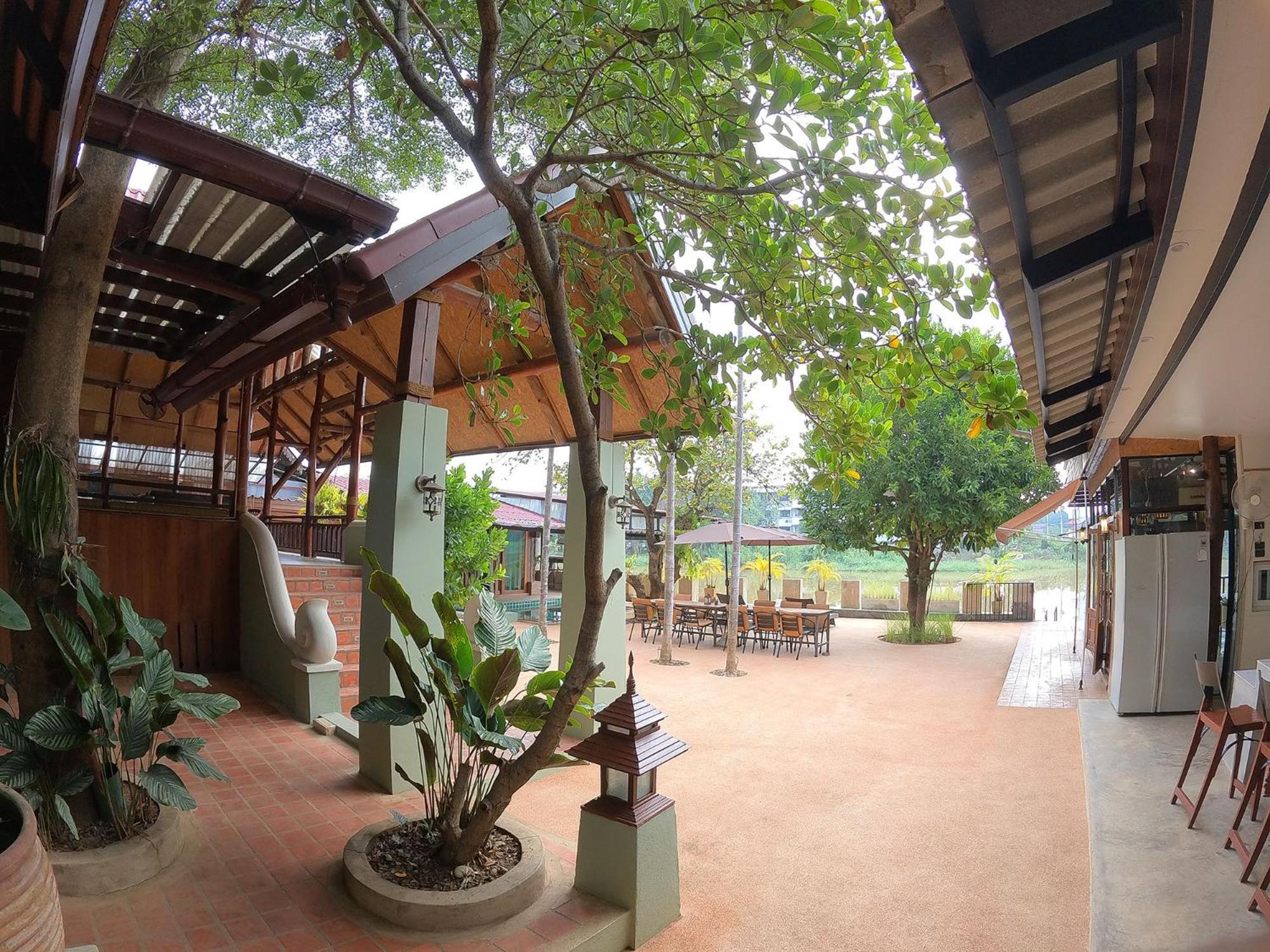 Tolani Riverside Villa チエンマイ エクステリア 写真