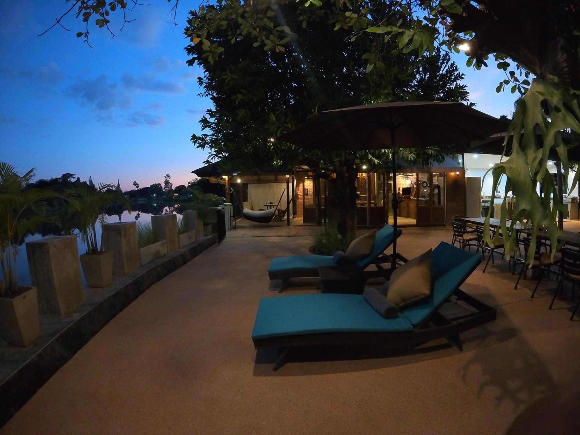 Tolani Riverside Villa チエンマイ エクステリア 写真