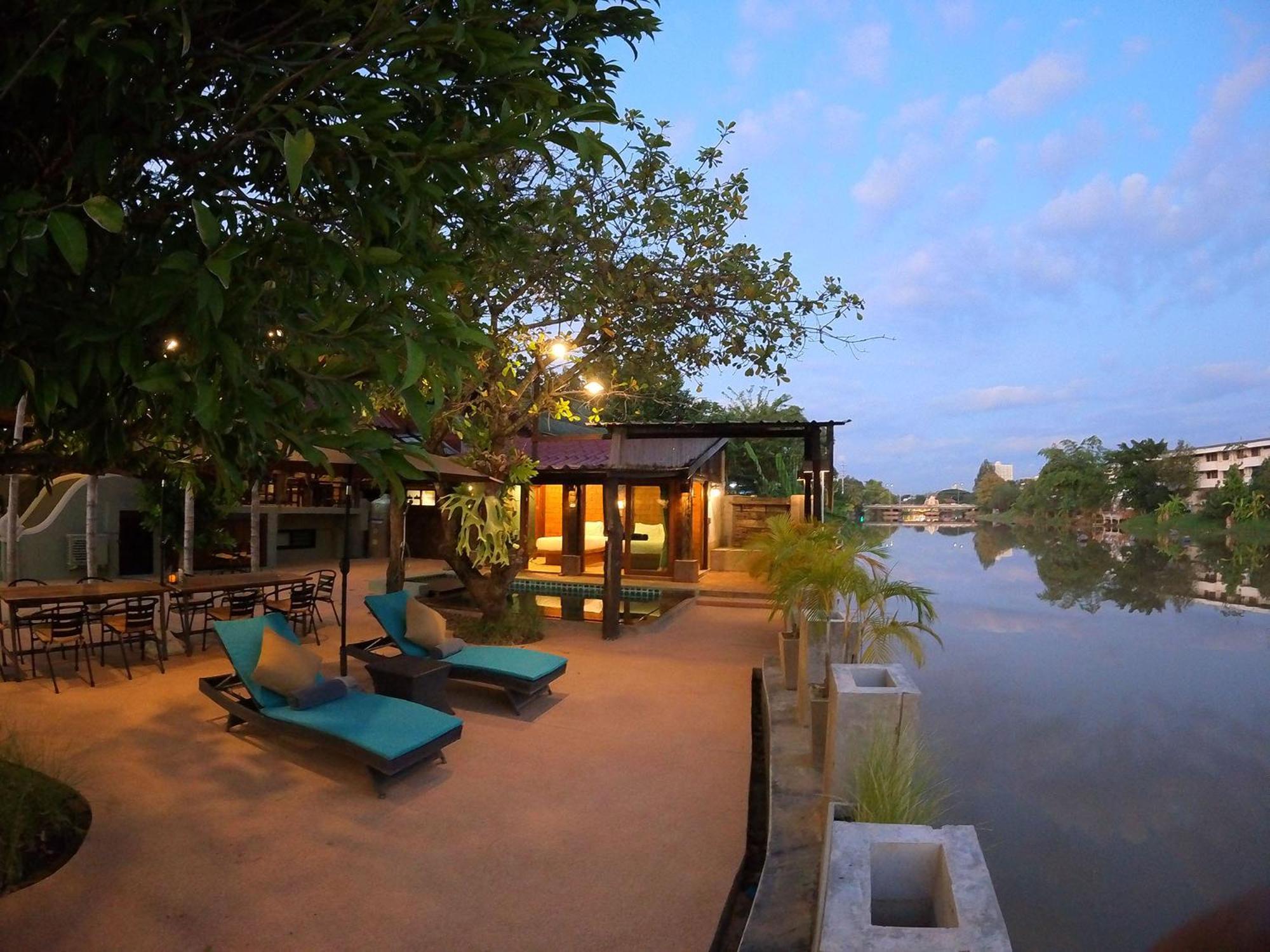Tolani Riverside Villa チエンマイ エクステリア 写真