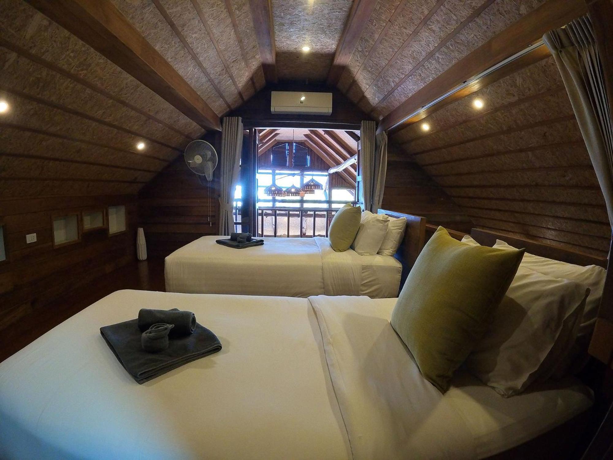 Tolani Riverside Villa チエンマイ エクステリア 写真